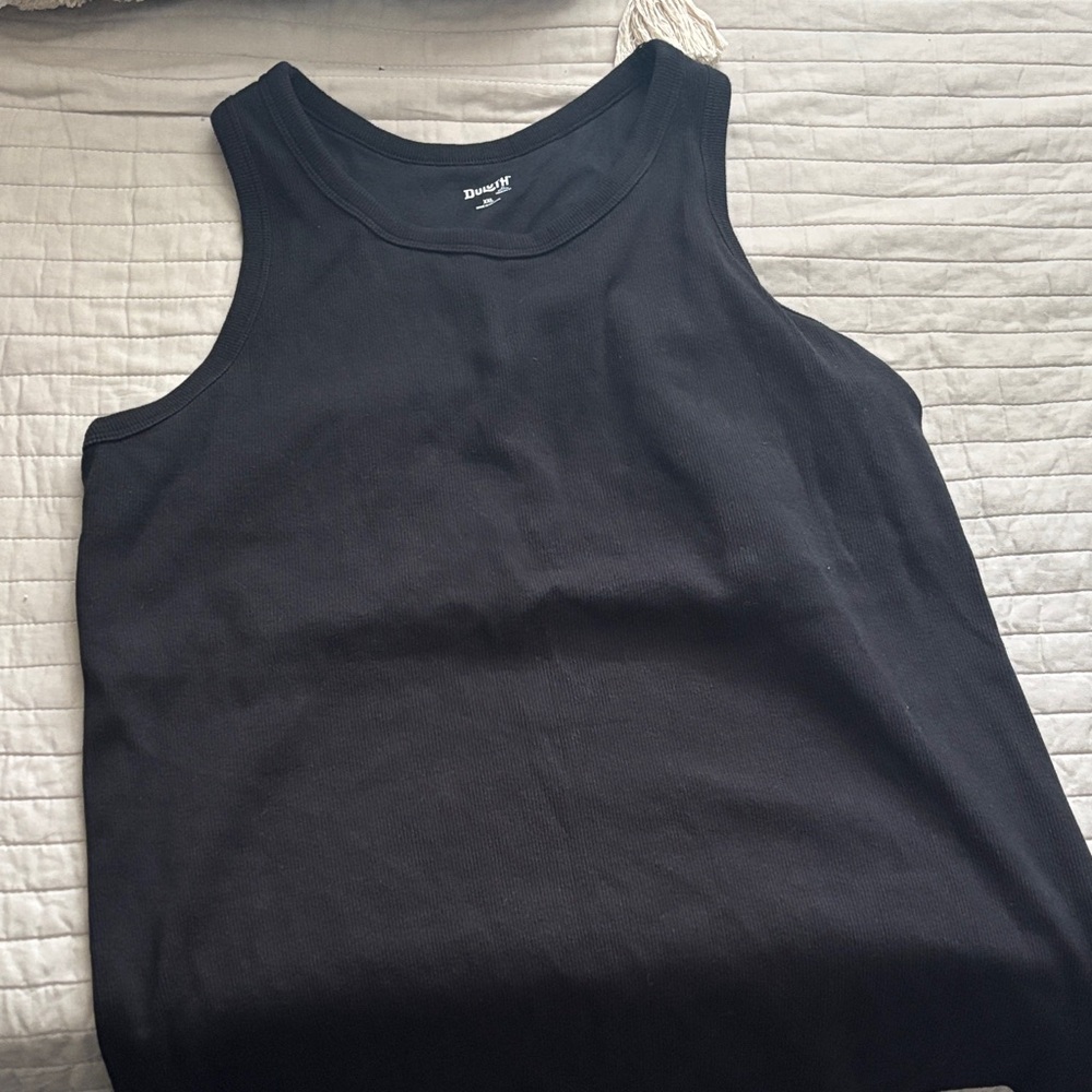 Duluth Trading Black Tank Top w/built in bra